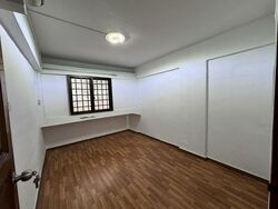 Clementi Avenue 2 Shopping Centre (D5), Retail #619857991